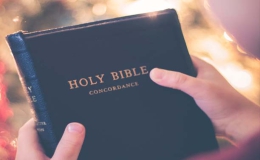 Bible en main